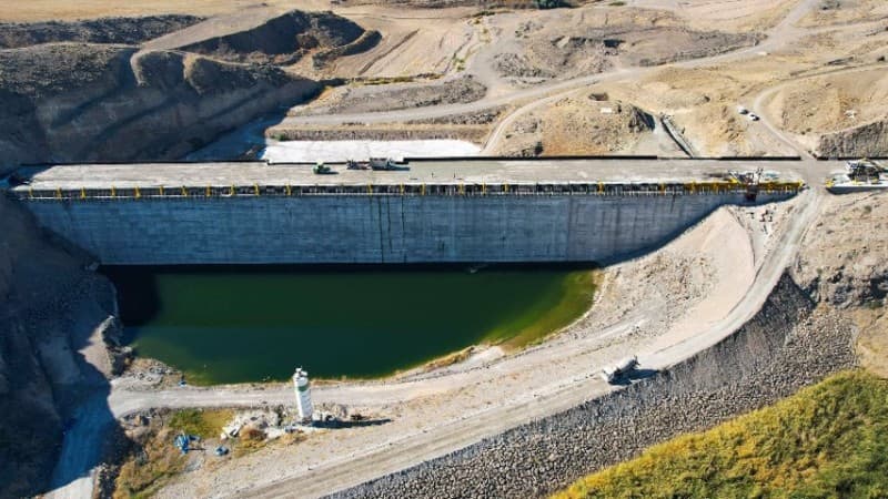 Yerköy İnandık Barajı Sulaması İnşaatında Çalışmalar Devam Ediyor Yerköy İnandık Barajı Sulaması İnşaatında Çalışmalar Devam Ediyor