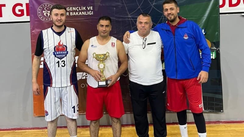 Yozgat Milli Eğitim Basketbol Takımı Kamu Spor Oyunları'nda Şampiyon