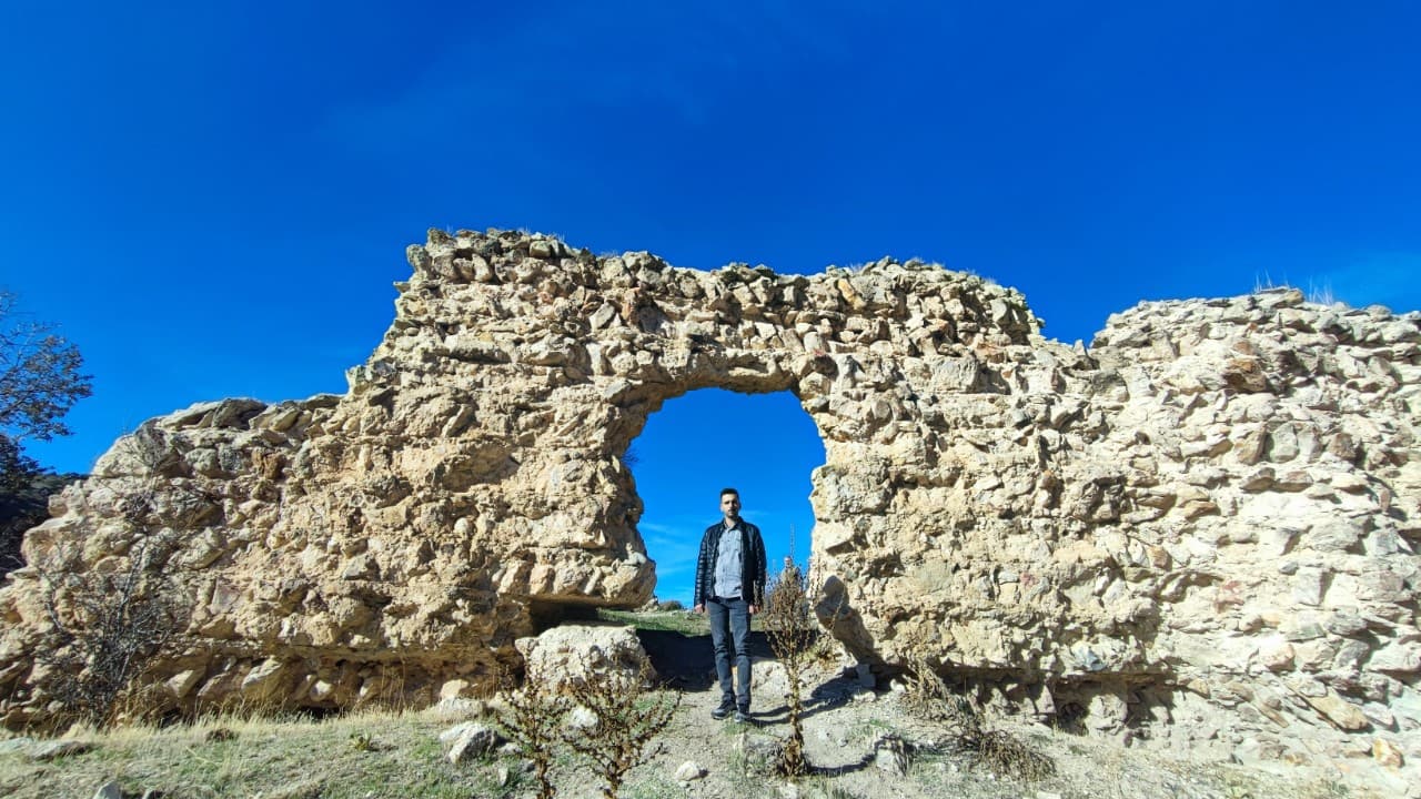 Yozgat’ın Tarihi Hazinesi Çöküyor: Bölge Halkı Yetkililere Seslendi