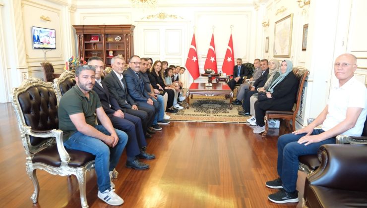 TÜRKİYE BİRİNCİLERİ AĞIRLANDI