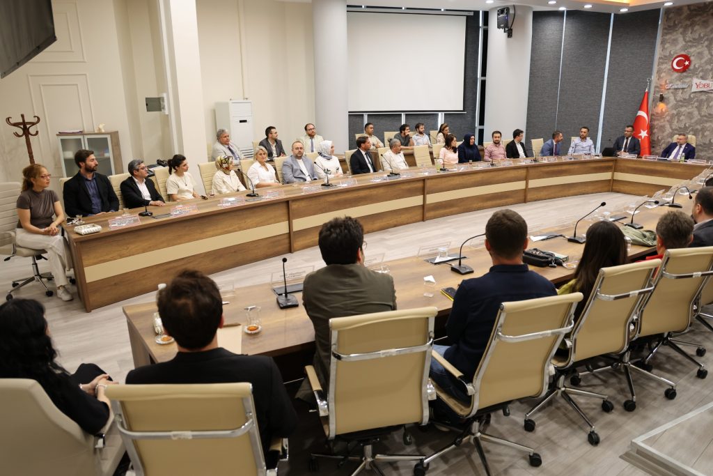 YOBUnun Bilimsel Gucu Artiyor Yeni Akademisyenlerle2