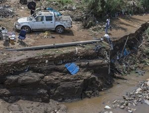 Güney Afrika’da Sel Felaketi: Can Kaybı 57’ye Yükseldi